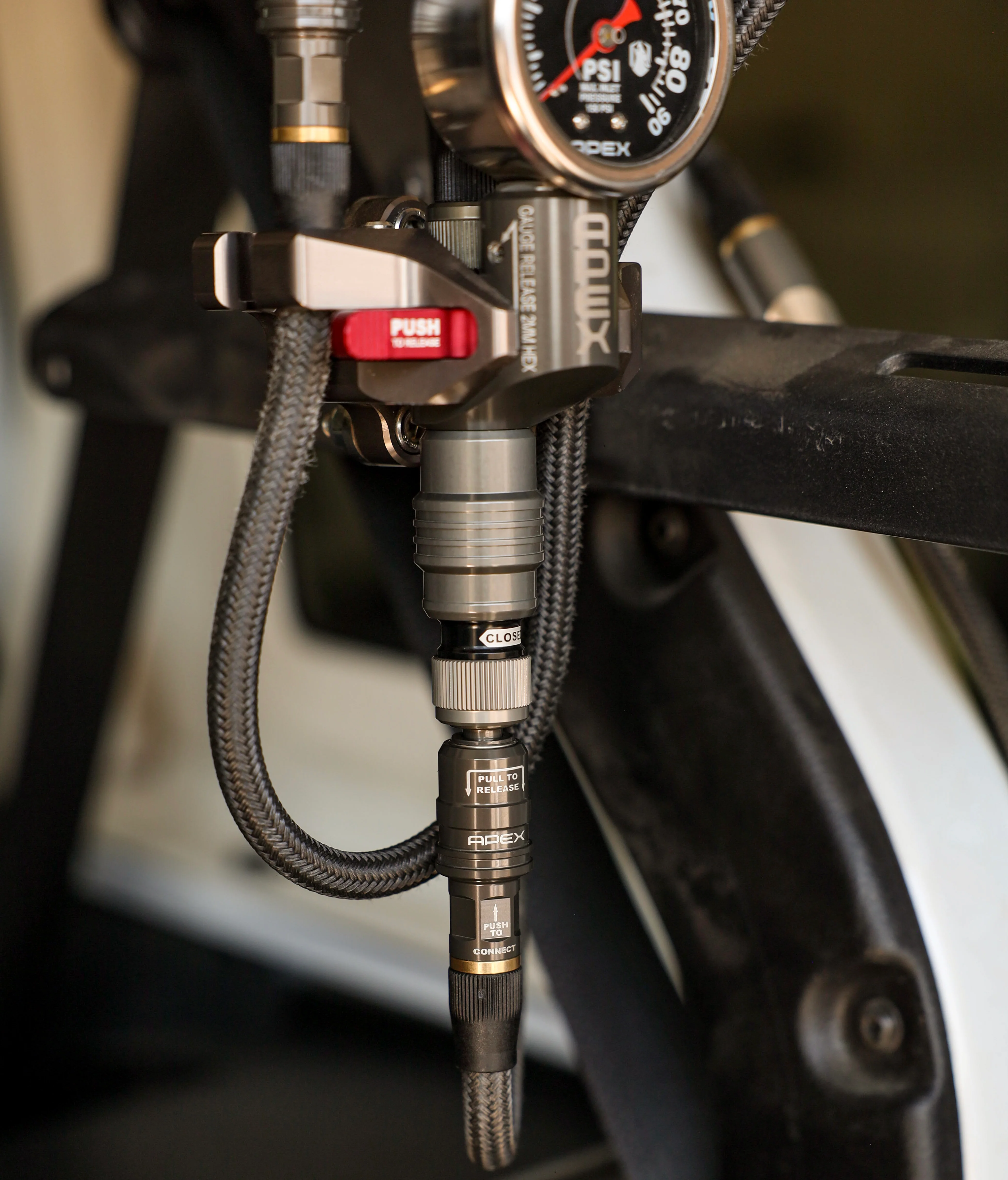 Compact Quick Coupler to APEX Male Swivel - Image 3