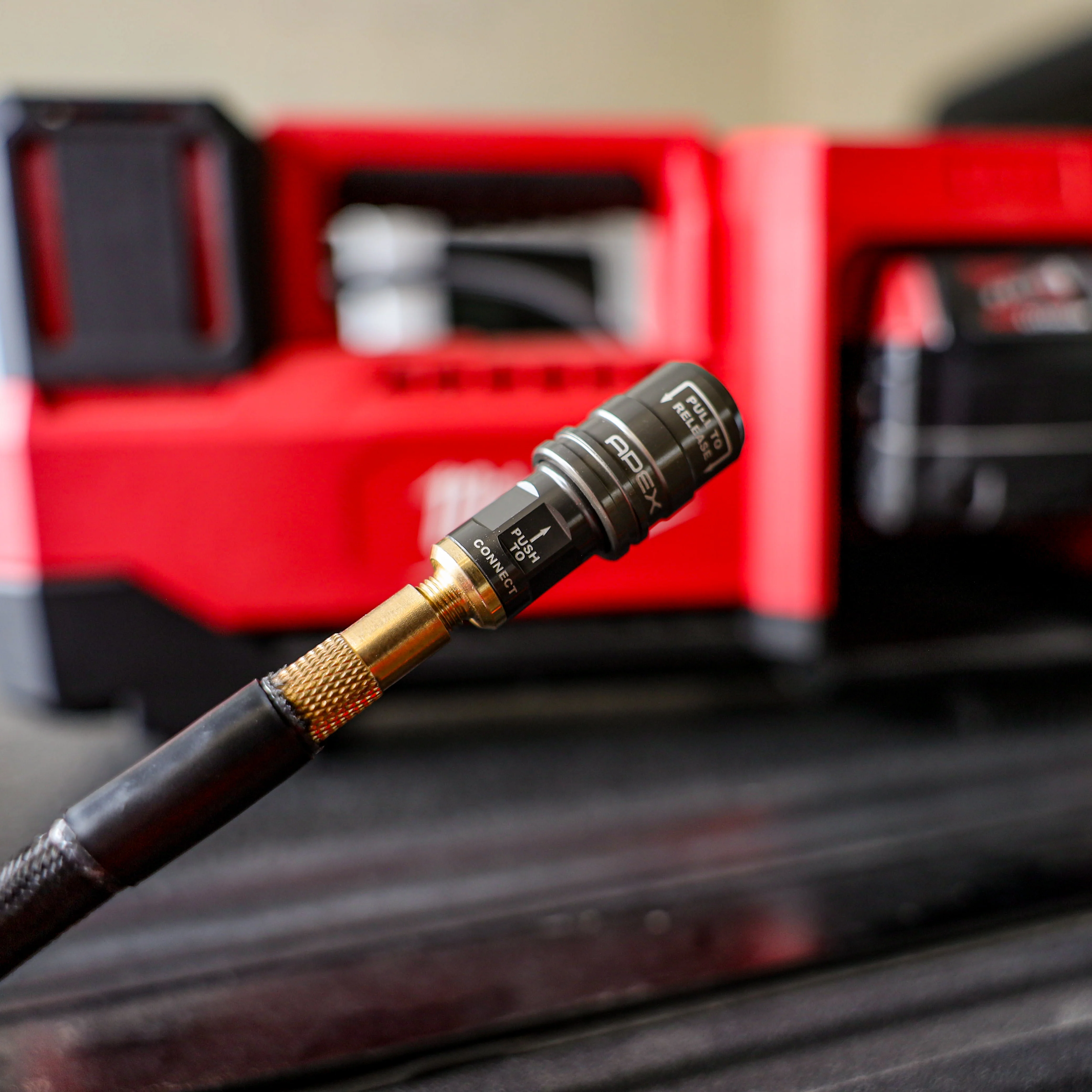 High Flow Push On Chuck - Direct Connect to Screw On Chuck  (Fits Milwaukee and Others) - Image 3